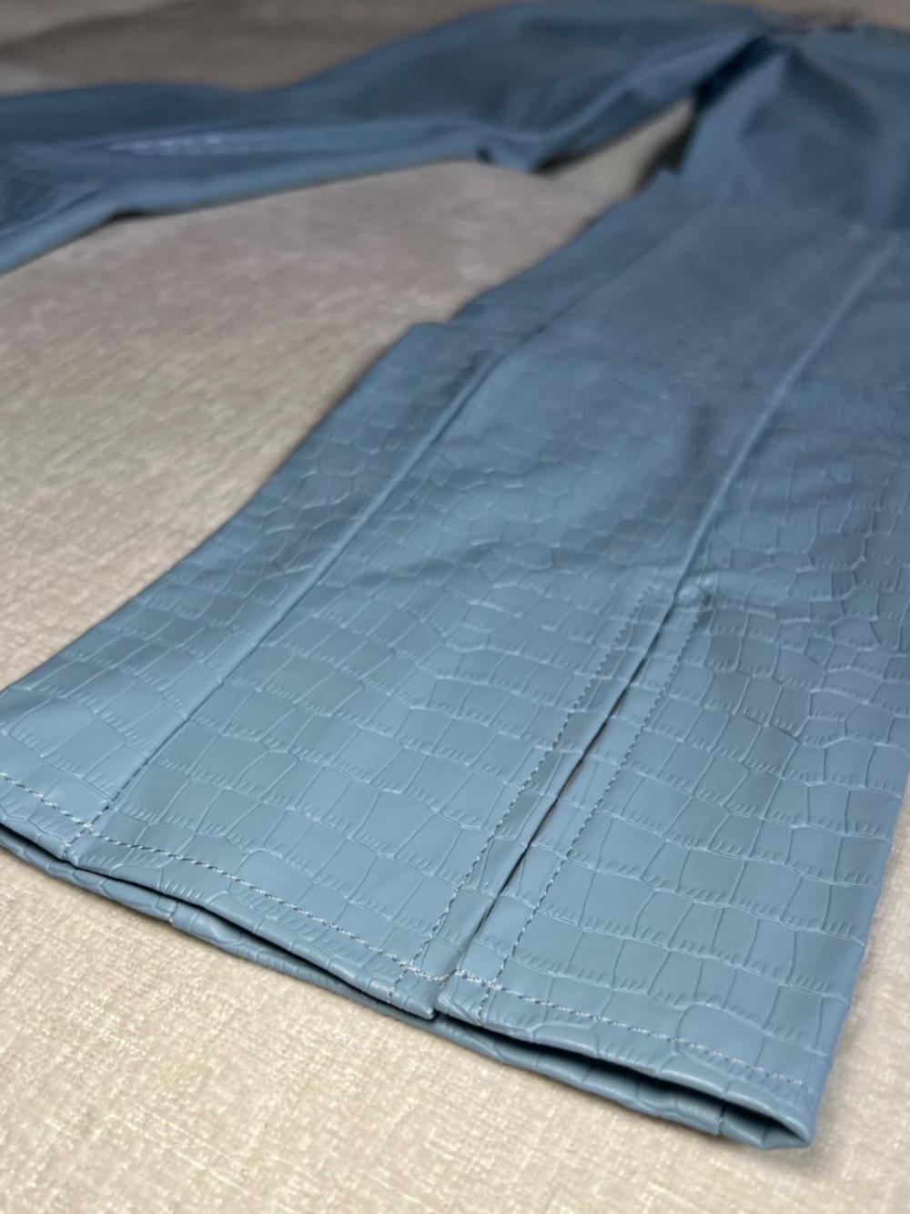 MISSGUIDED light blue straight leg croc embossed pant - Picture 2 of 4